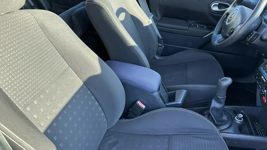 RENAULT Megane -