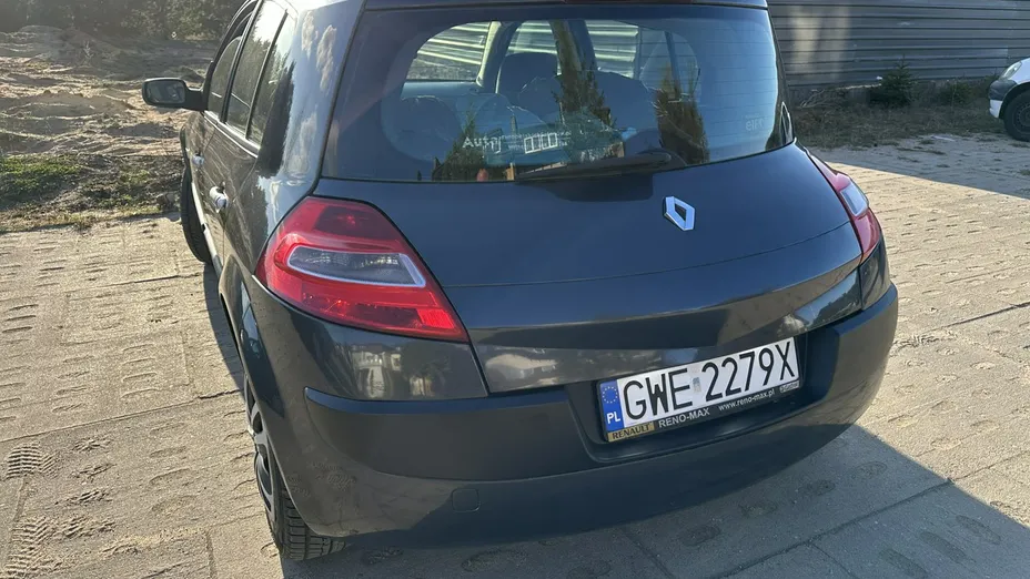 RENAULT Megane -