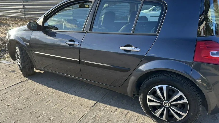 RENAULT Megane -