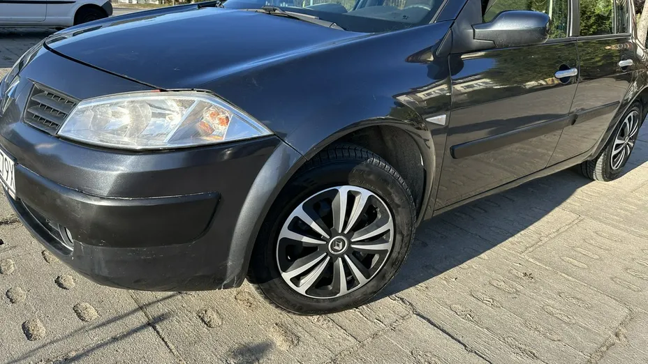 RENAULT Megane -