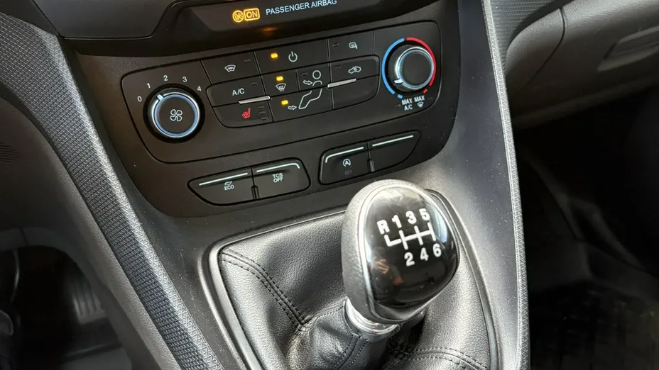 FORD Transit Connect -