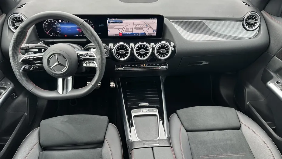 MERCEDES-BENZ GLA GLA 200 mHEV AMG Line 7G-DCT