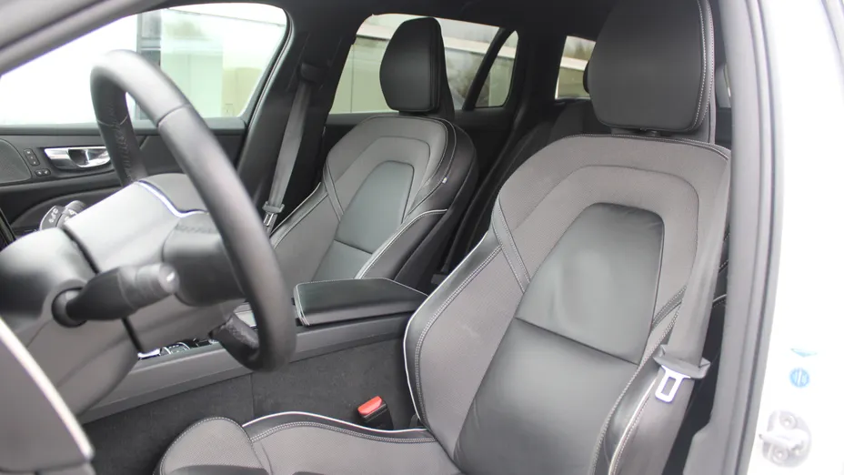 VOLVO V60 V60 B4 D Plus Bright aut