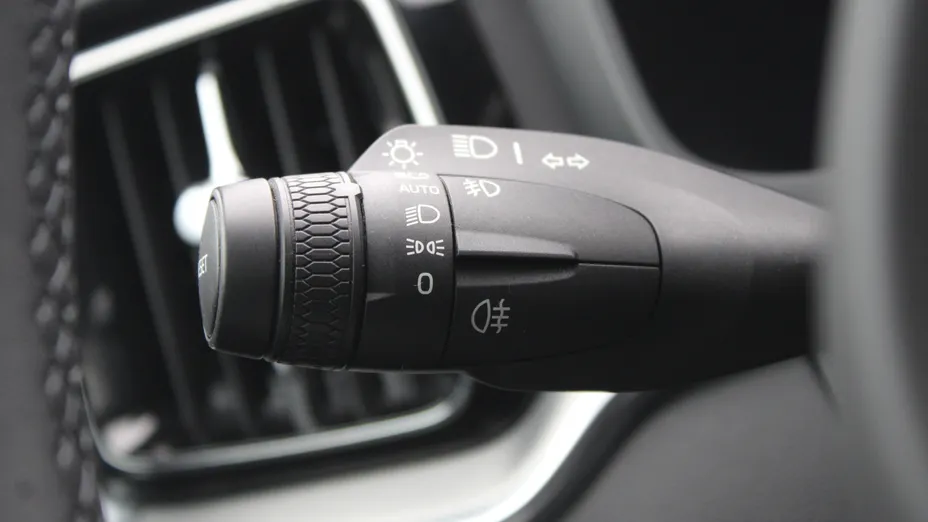 VOLVO V60 V60 B4 D Plus Bright aut