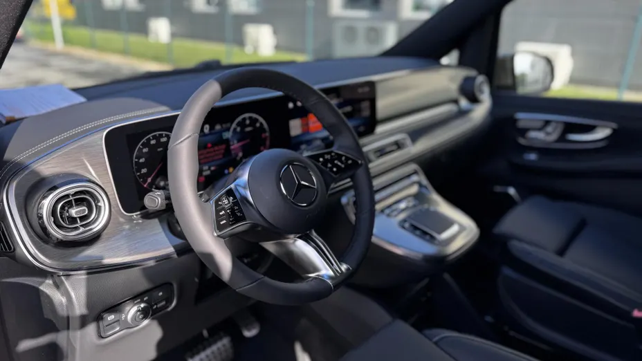 MERCEDES-BENZ V Klasa V 300 d 4-Matic 9G-Tronic Exclusive (ekstra dł) Nowy