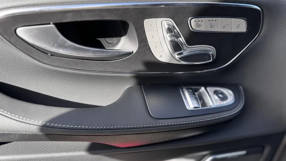 MERCEDES-BENZ V Klasa V 300 d 4-Matic 9G-Tronic Exclusive (długi) Nowy