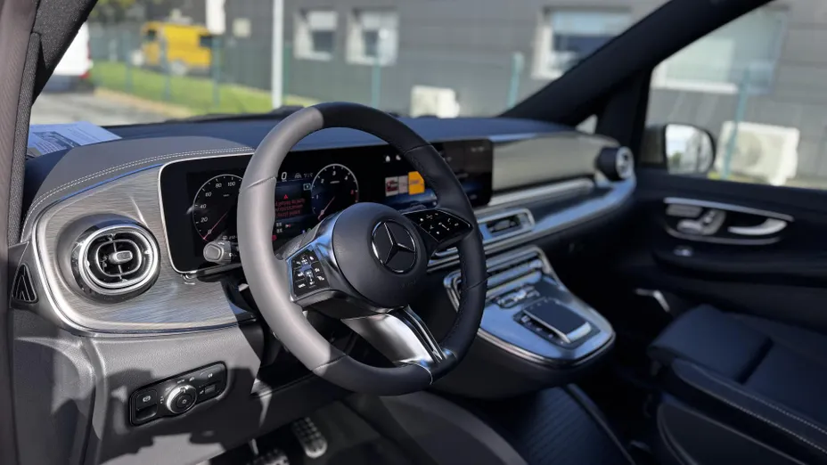 MERCEDES-BENZ V Klasa V 300 d 4-Matic 9G-Tronic Exclusive (długi) Nowy