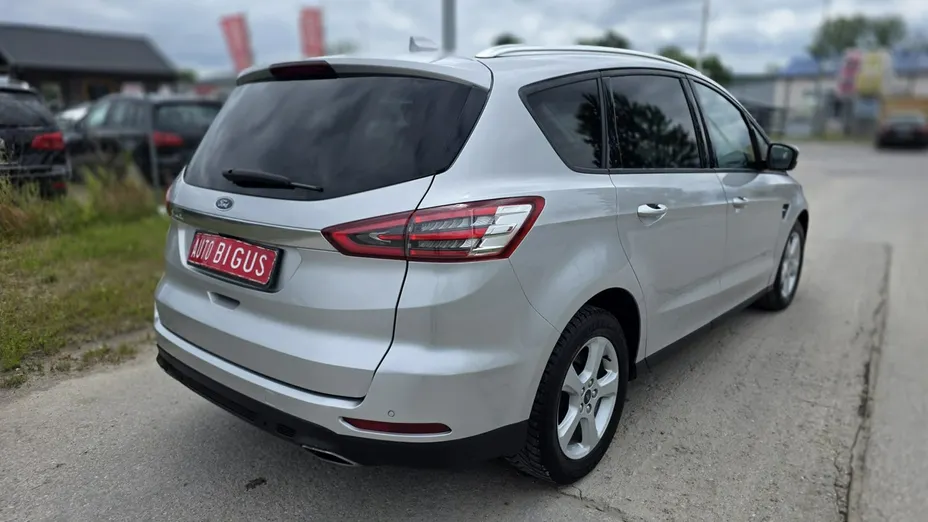 FORD S-MAX -
