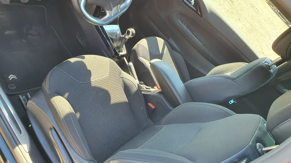 CITROEN DS3 -
