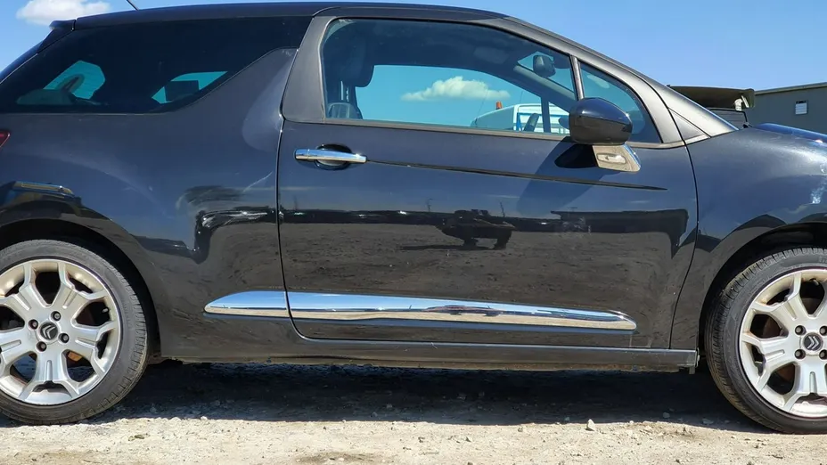 CITROEN DS3 -