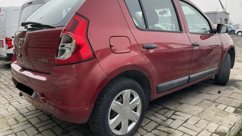 DACIA Sandero -