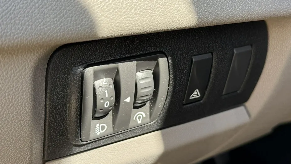 RENAULT Megane -