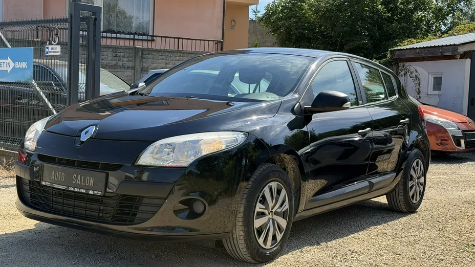RENAULT Megane -