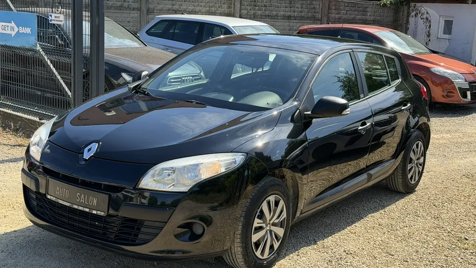 RENAULT Megane -