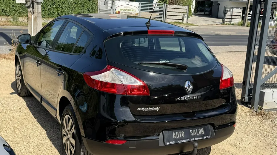 RENAULT Megane -