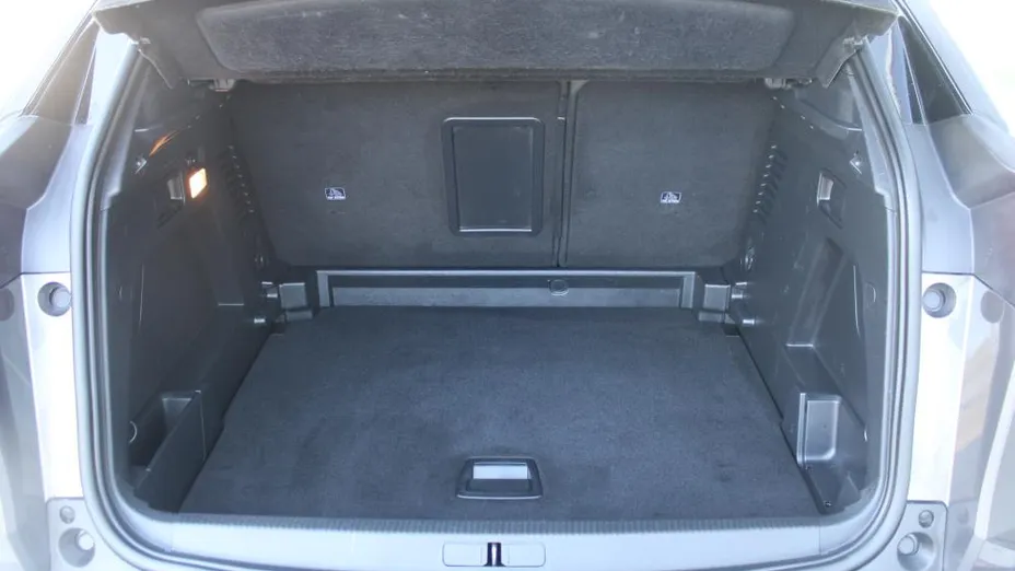 PEUGEOT 3008 3008 1.6 PureTech GT Pack S&S EAT8