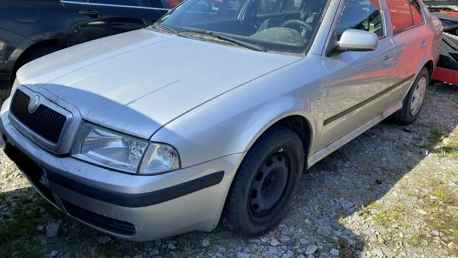 SKODA Octavia -