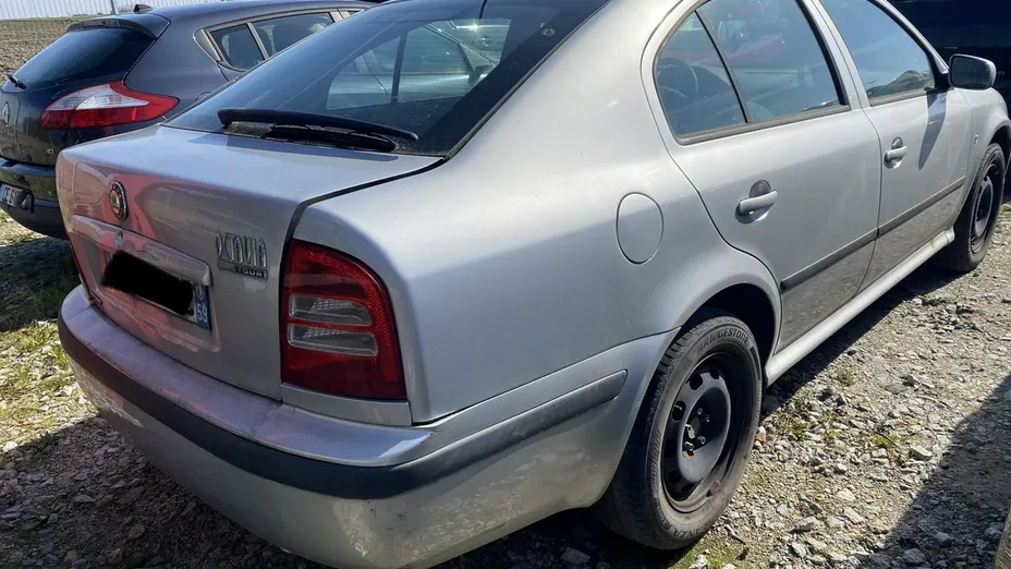 SKODA Octavia -