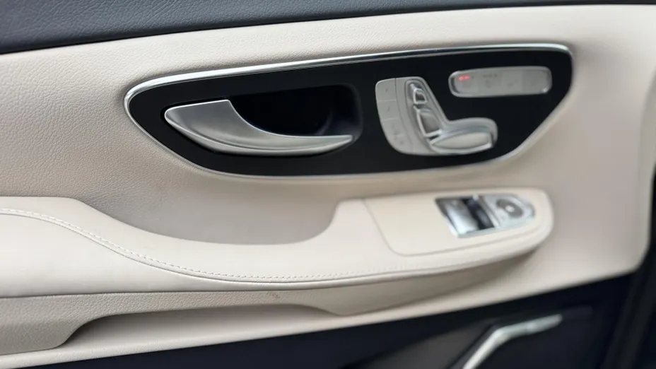 MERCEDES-BENZ V Klasa V 300 d 4-Matic 9G-Tronic Exclusive (długi) Nowy