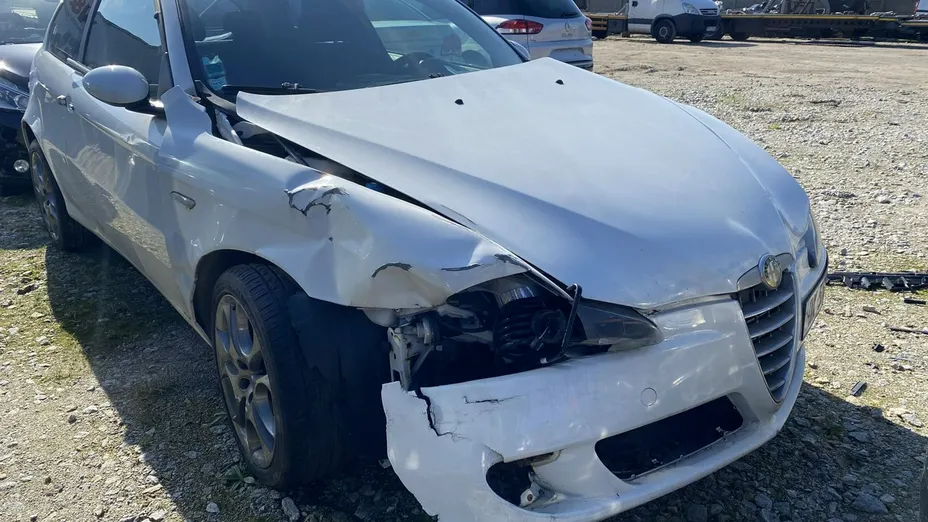 ALFA ROMEO 147 -