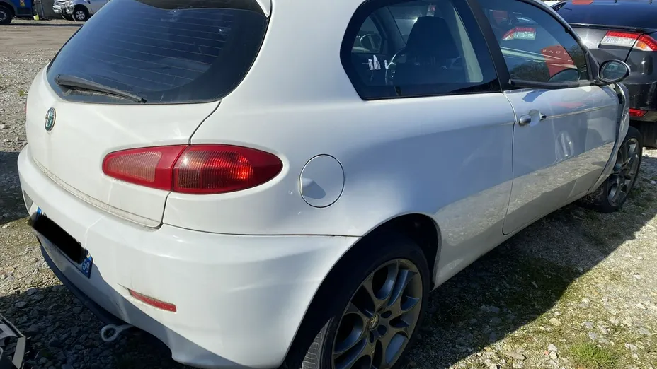 ALFA ROMEO 147 -
