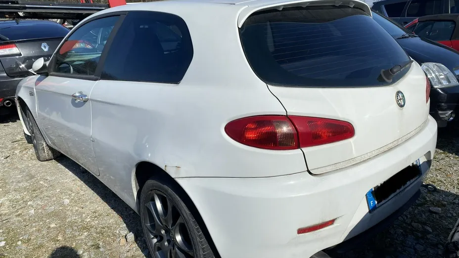 ALFA ROMEO 147 -