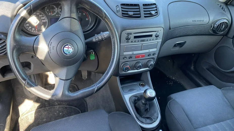 ALFA ROMEO 147 -