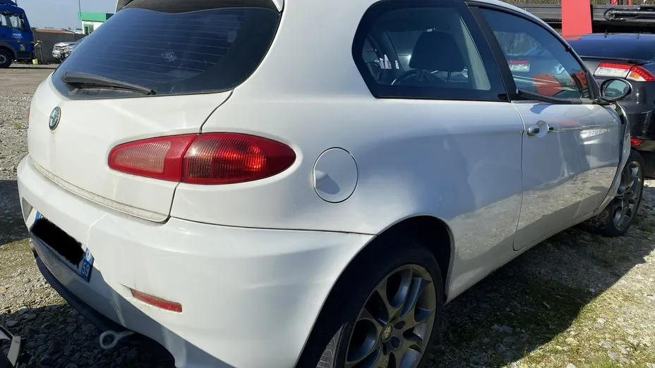 ALFA ROMEO 147 -