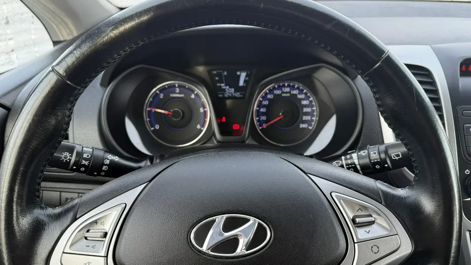 HYUNDAI ix20 -