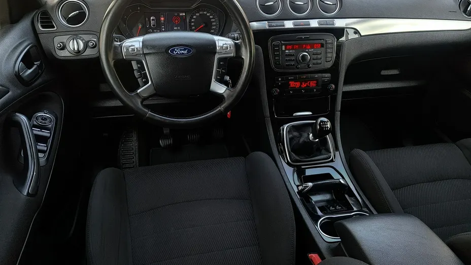 FORD S-MAX -