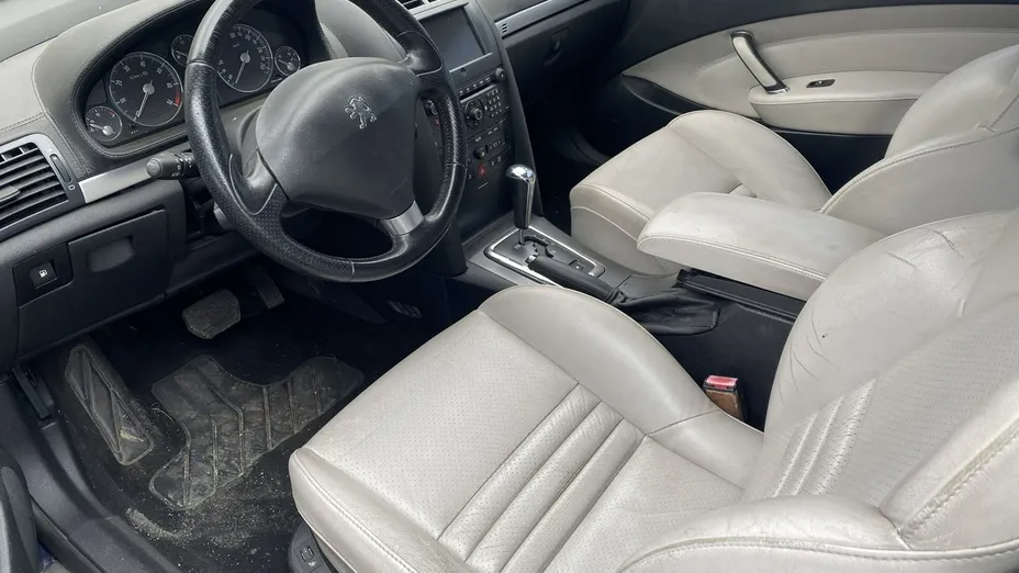 PEUGEOT 407 -