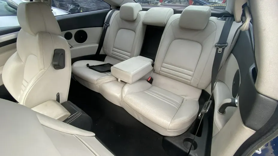 PEUGEOT 407 -