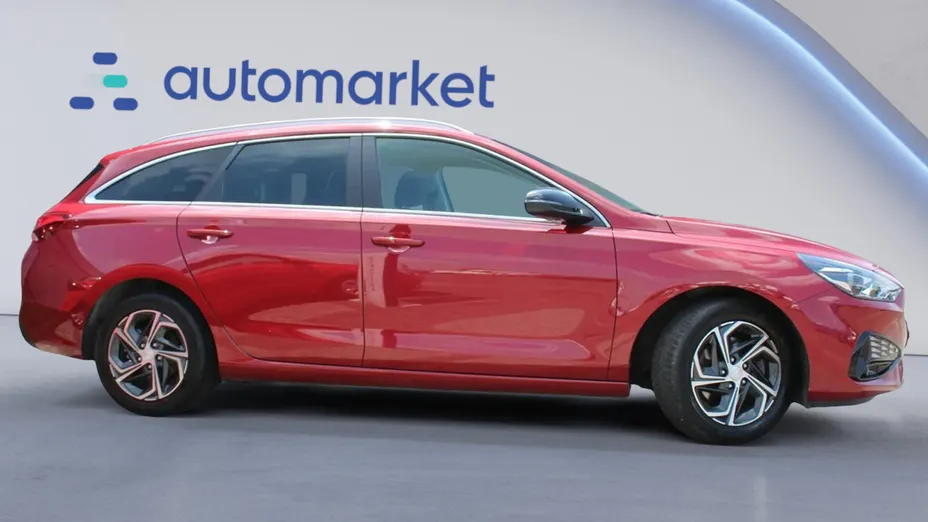 HYUNDAI i30 i30 1.0 T-GDI Smart