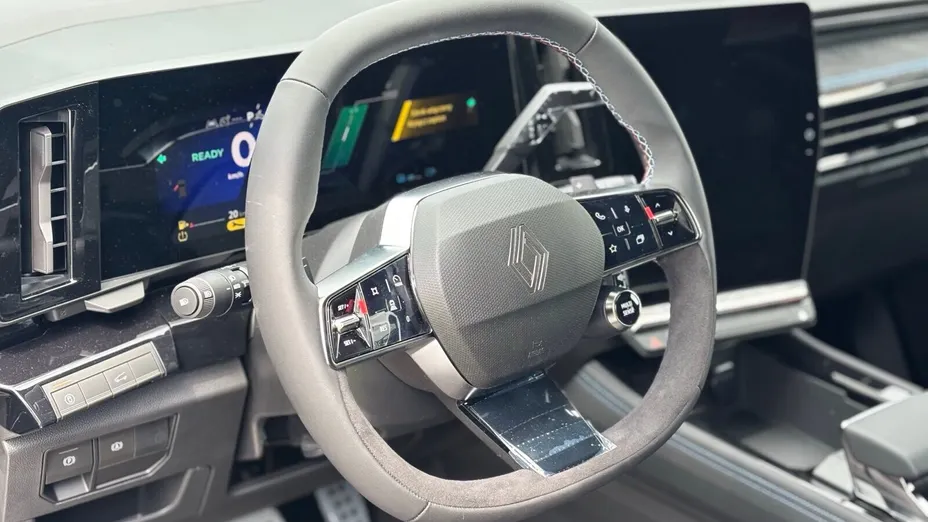 RENAULT Espace Espace 1.2 E-Tech Full Hybrid 200 Iconic MMT 7os. Nowy