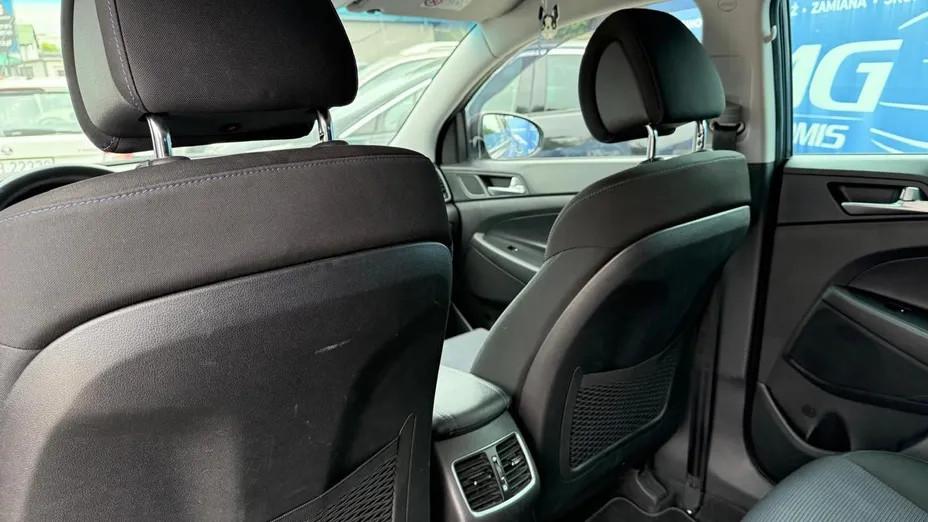 HYUNDAI Tucson -