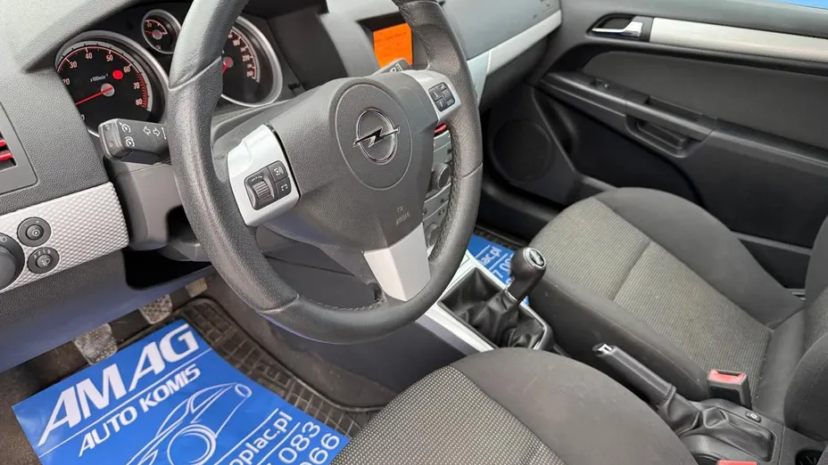 OPEL Astra -