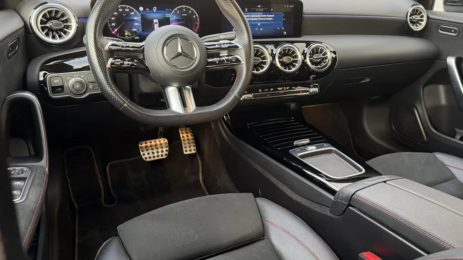 MERCEDES-BENZ A Klasa A 200 AMG Line 7G-DCT