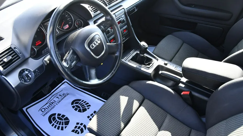 AUDI A4 -
