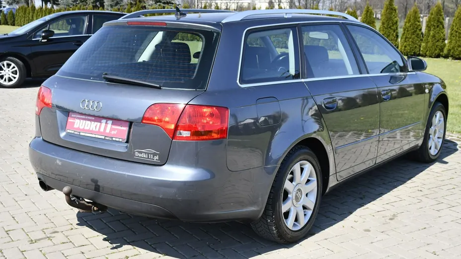 AUDI A4 -