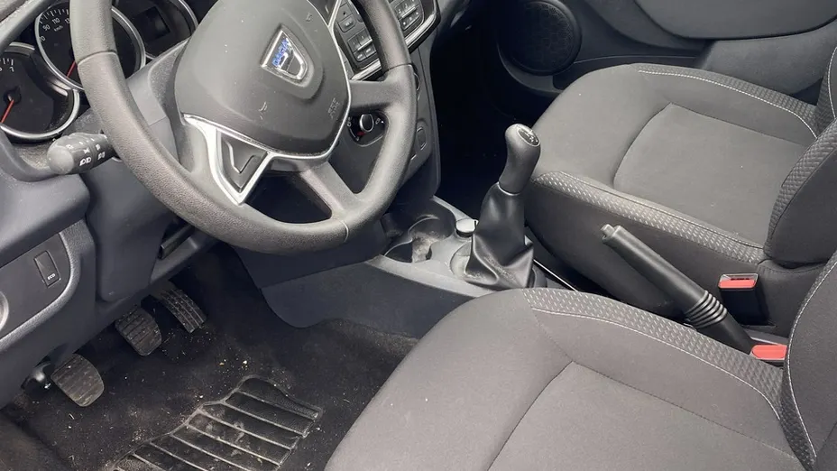 DACIA Sandero -