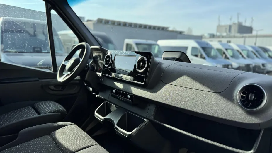 MERCEDES-BENZ Sprinter Sprinter 319 CDI Extra Long SELECT 9G-Tr. AWD 907.637 15,5m3 Nowy