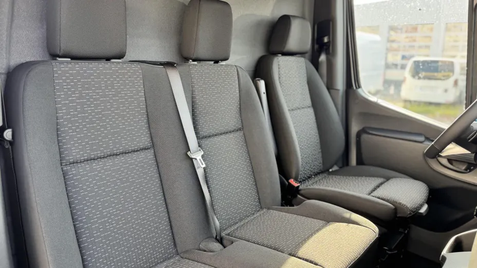 MERCEDES-BENZ Sprinter Sprinter 319 CDI Extra Long SELECT 9G-Tr. AWD 907.637 15,5m3 Nowy