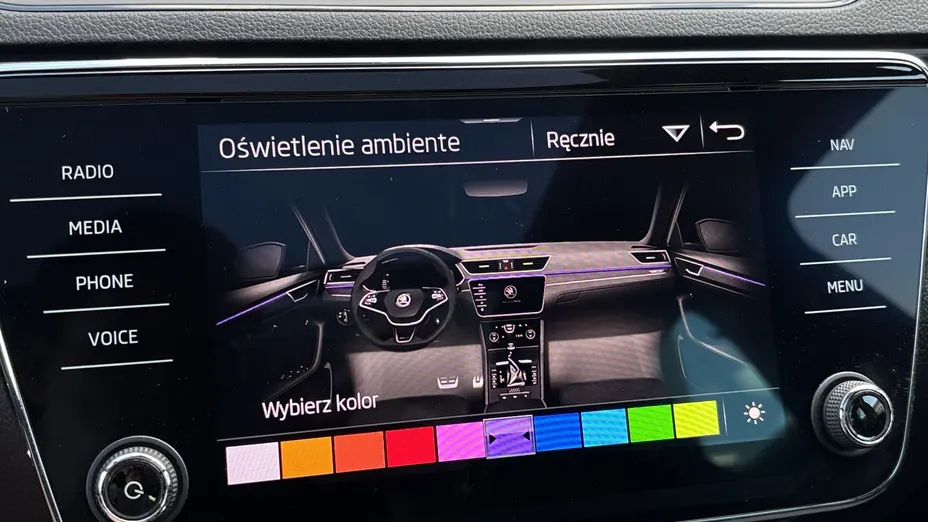 SKODA Superb Superb 2.0 TDI SCR Sportline DSG