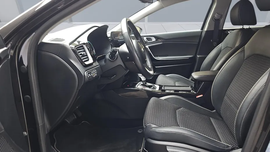 KIA Cee'd Ceed 1.6 GDI PHEV L DCT