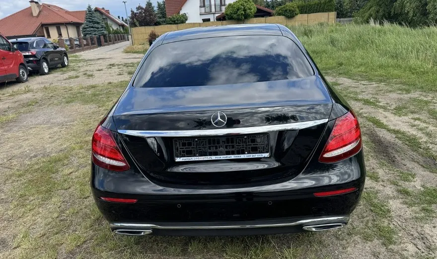 MERCEDES-BENZ E Klasa -