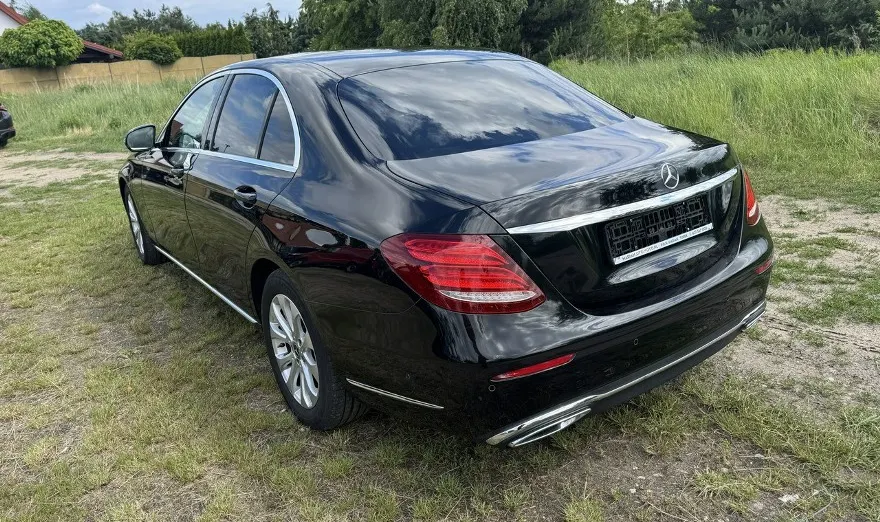 MERCEDES-BENZ E Klasa -