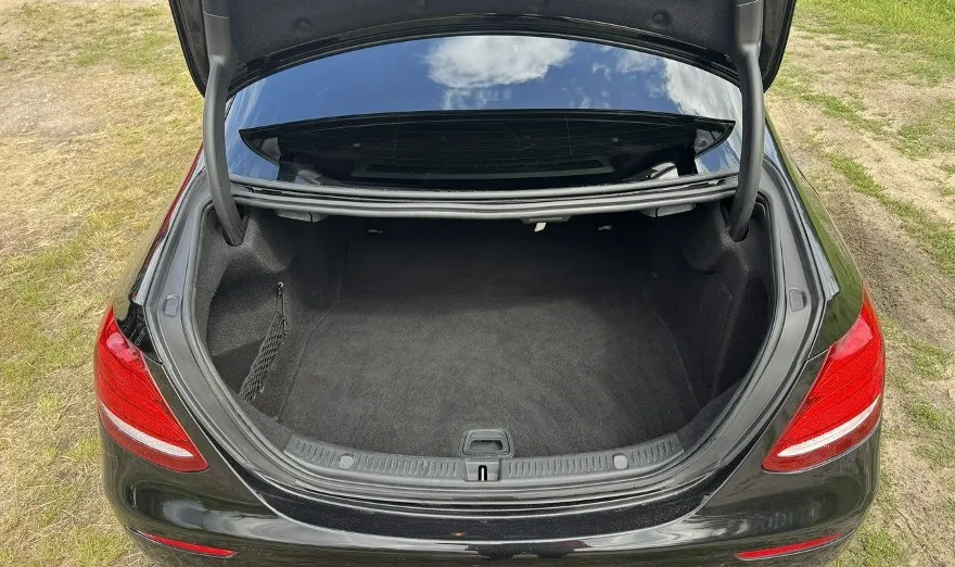 MERCEDES-BENZ E Klasa -