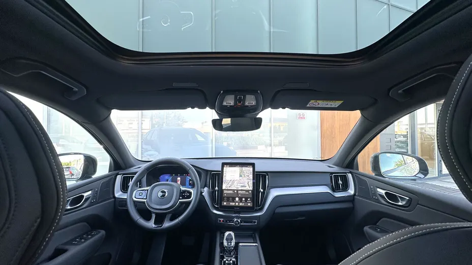 VOLVO XC60 XC60 T8 Plug-In Hybrid AWD Ultra Black Edition aut
