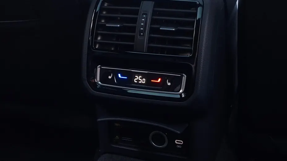 VOLKSWAGEN Arteon Arteon 2.0 TDI 4Motion R-Line DSG