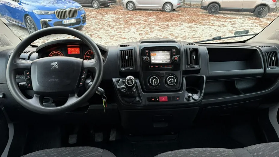 PEUGEOT Boxer Boxer 335 BlueHDi L3 Premium